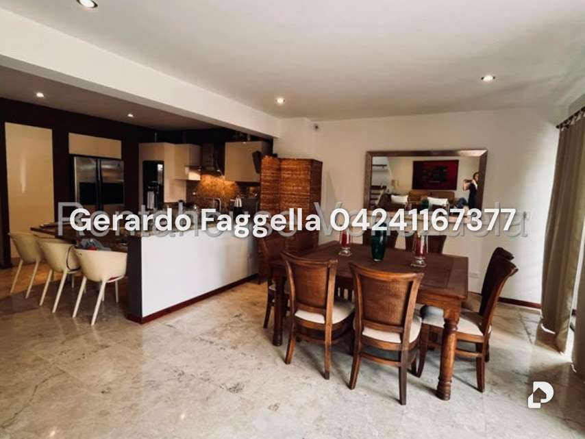 Townhouse en Oripoto, Caracas – 9