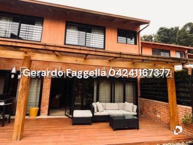 Townhouse en Oripoto, Caracas – 3