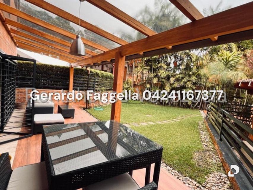 Townhouse en Oripoto, Caracas – 5