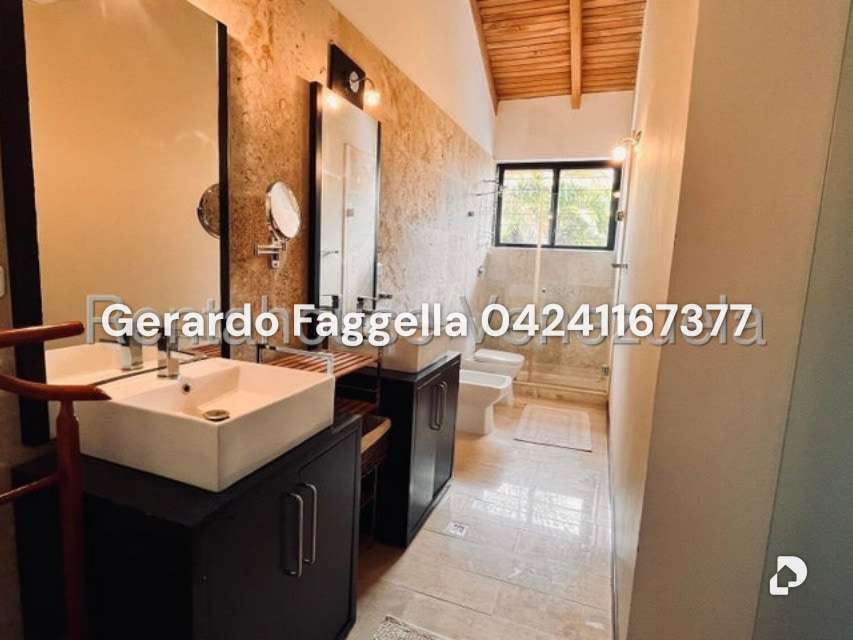 Townhouse en Oripoto, Caracas – 14