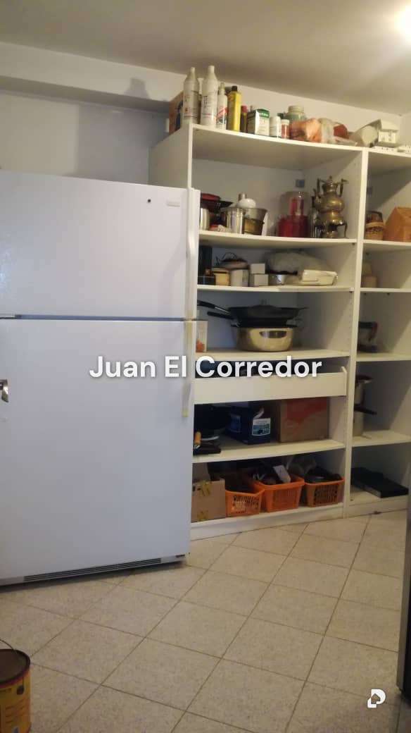 Casa en Urb. Miranda, Caracas – 24
