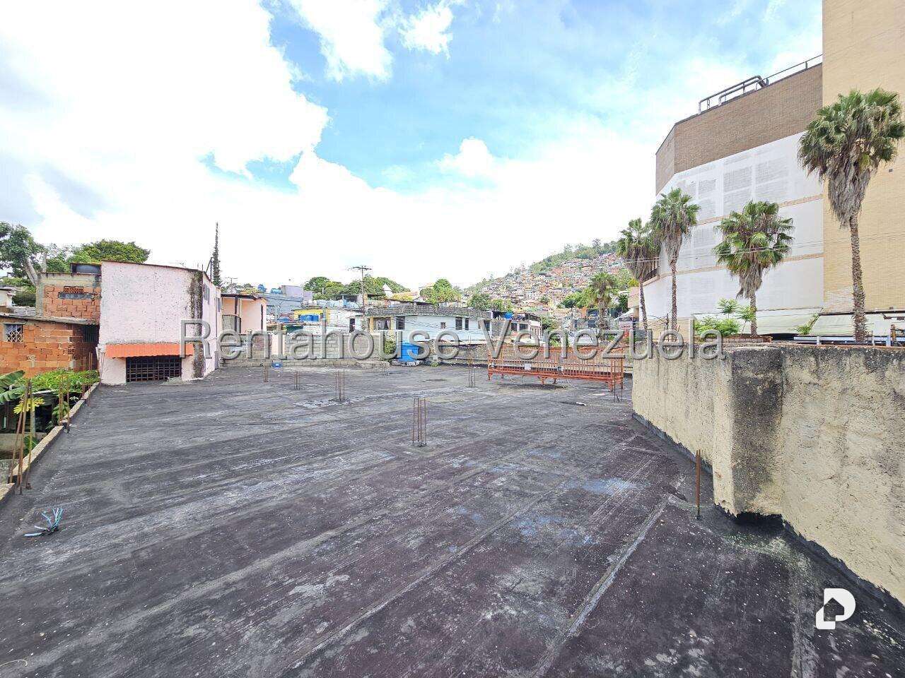 Local comercial en El Hatillo, Caracas – 28