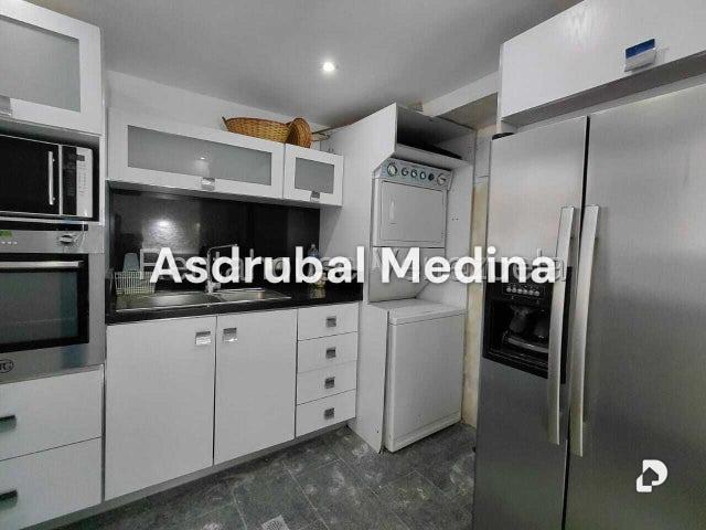 Apartamento en Los Palos Grandes, Caracas – 4