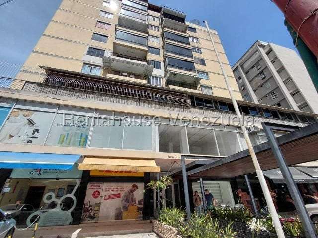 Apartamento en Los Palos Grandes, Caracas - 1