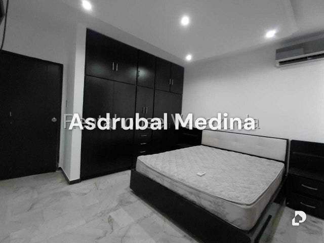 Apartamento en Los Palos Grandes, Caracas – 6