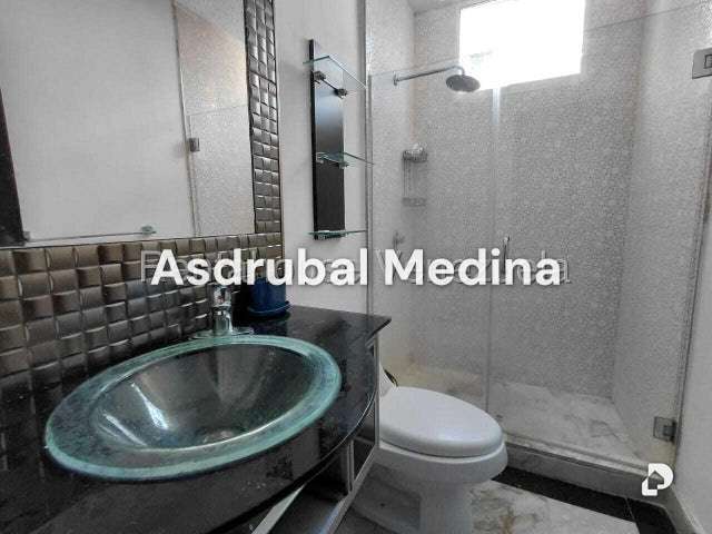 Apartamento en Los Palos Grandes, Caracas – 7