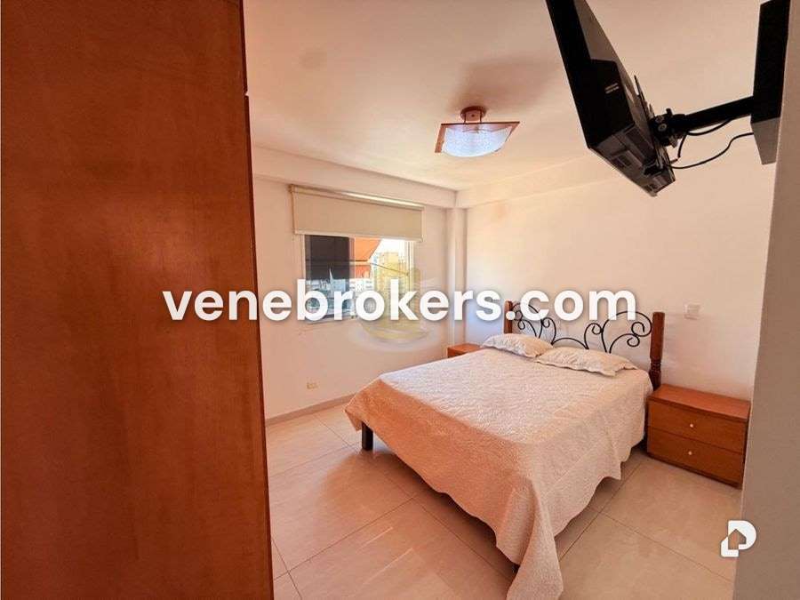 Apartamento en Los Palos Grandes, Caracas – 24