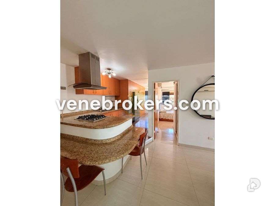 Apartamento en Los Palos Grandes, Caracas – 18