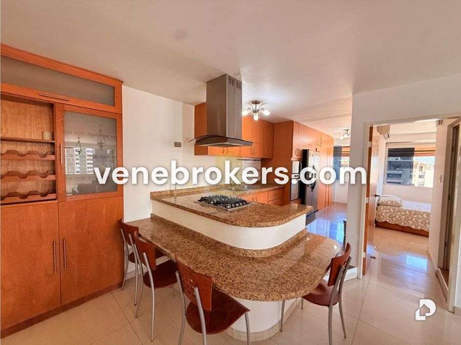 Apartamento en Los Palos Grandes, Caracas – 25