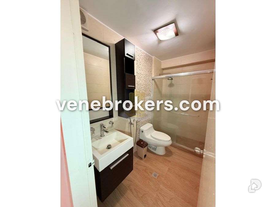 Apartamento en Los Palos Grandes, Caracas – 15