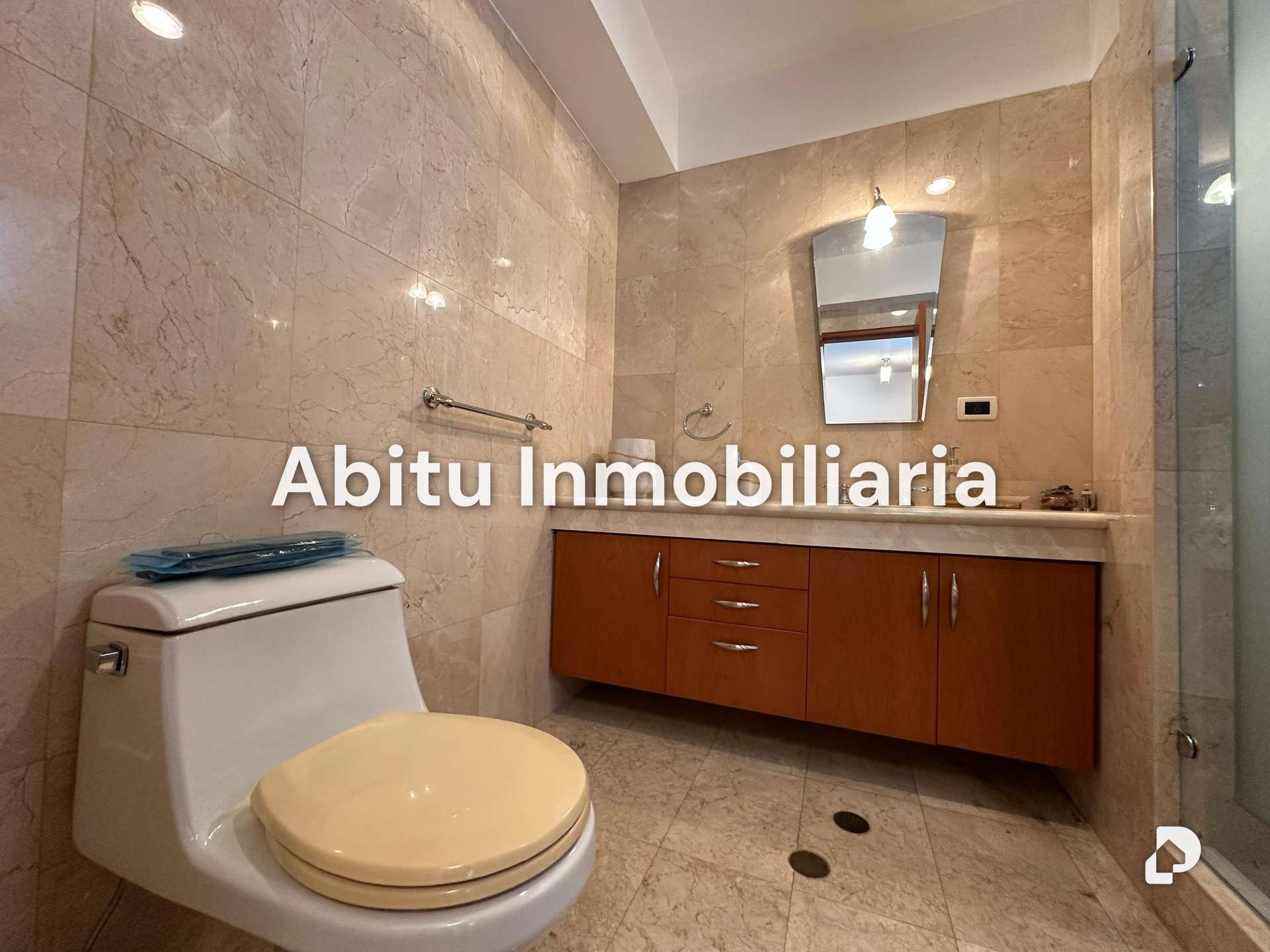 Apartment in Lomas de Chuao, Caracas – 13