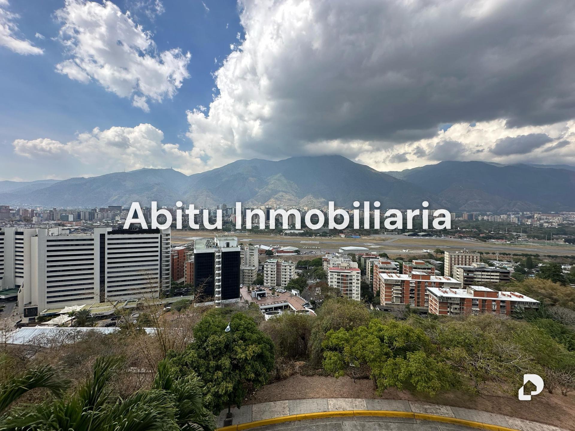 Apartment in Lomas de Chuao, Caracas – 1