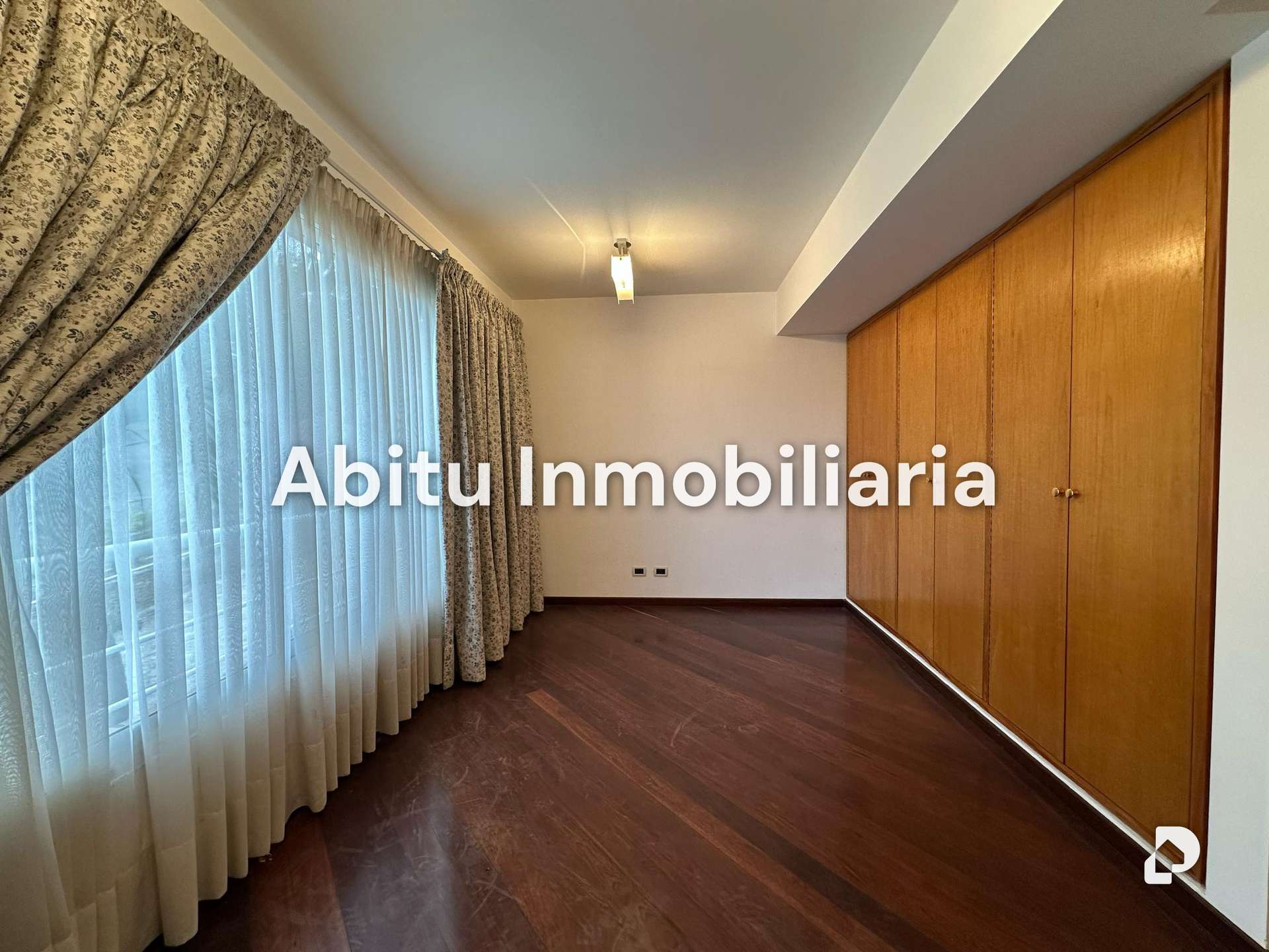 Apartment in Lomas de Chuao, Caracas – 11