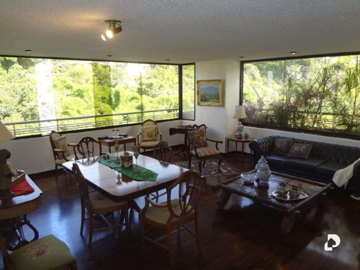 Apartamento en El Hatillo, Caracas – 2
