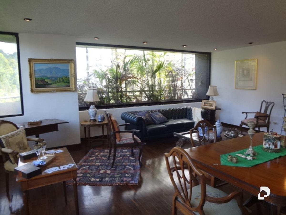Apartamento en El Hatillo, Caracas – 3