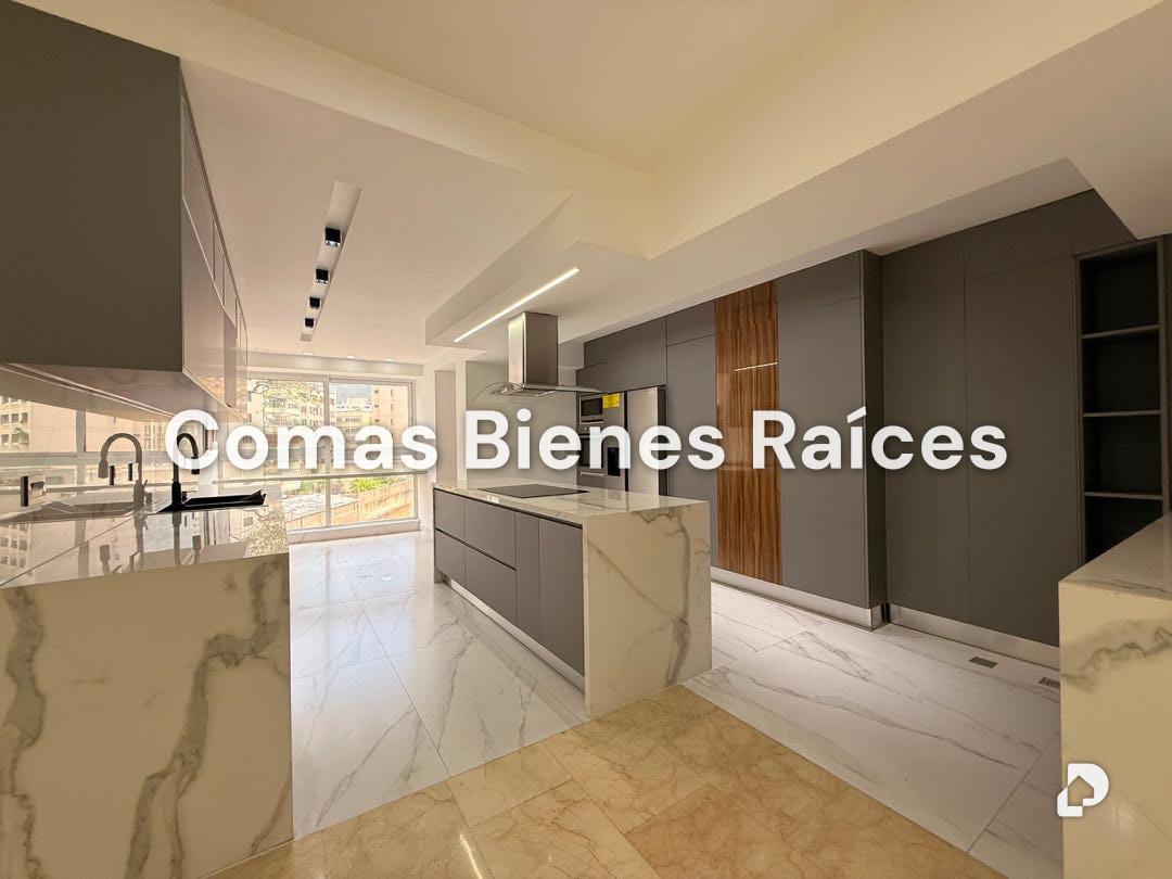 Apartamento en Country Club, Caracas – 4