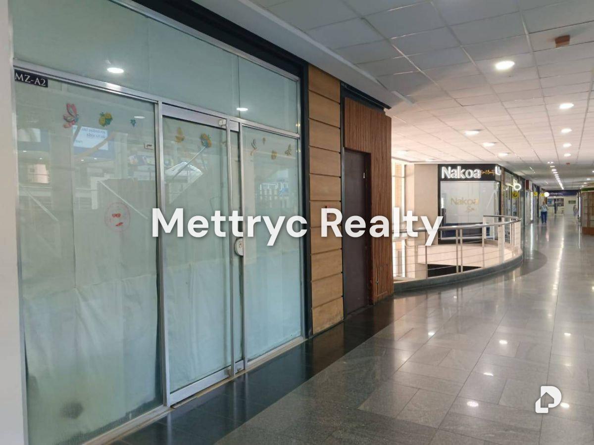 Local comercial en Las Quintas de Naguanagua, Valencia – 2