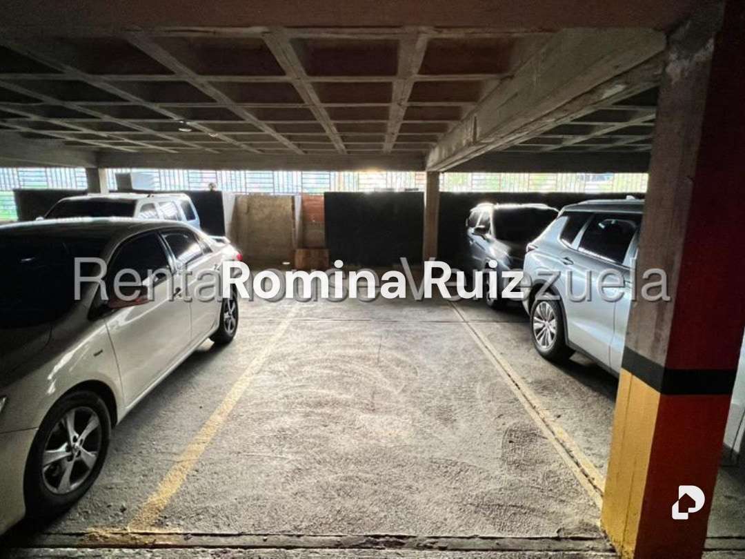 Apartamento en Colinas de La Tahona, Caracas – 23