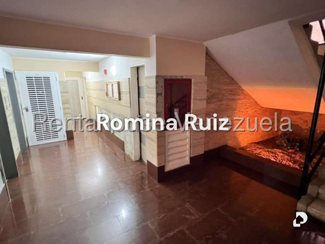 Apartamento en Colinas de La Tahona, Caracas – 2