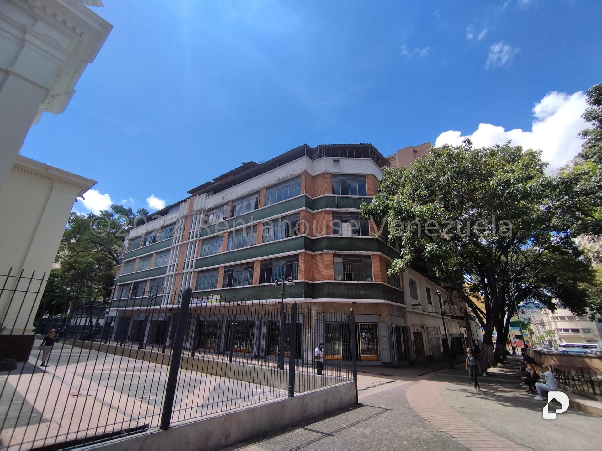 Edificio en Parroquia Santa Teresa, Caracas – 2