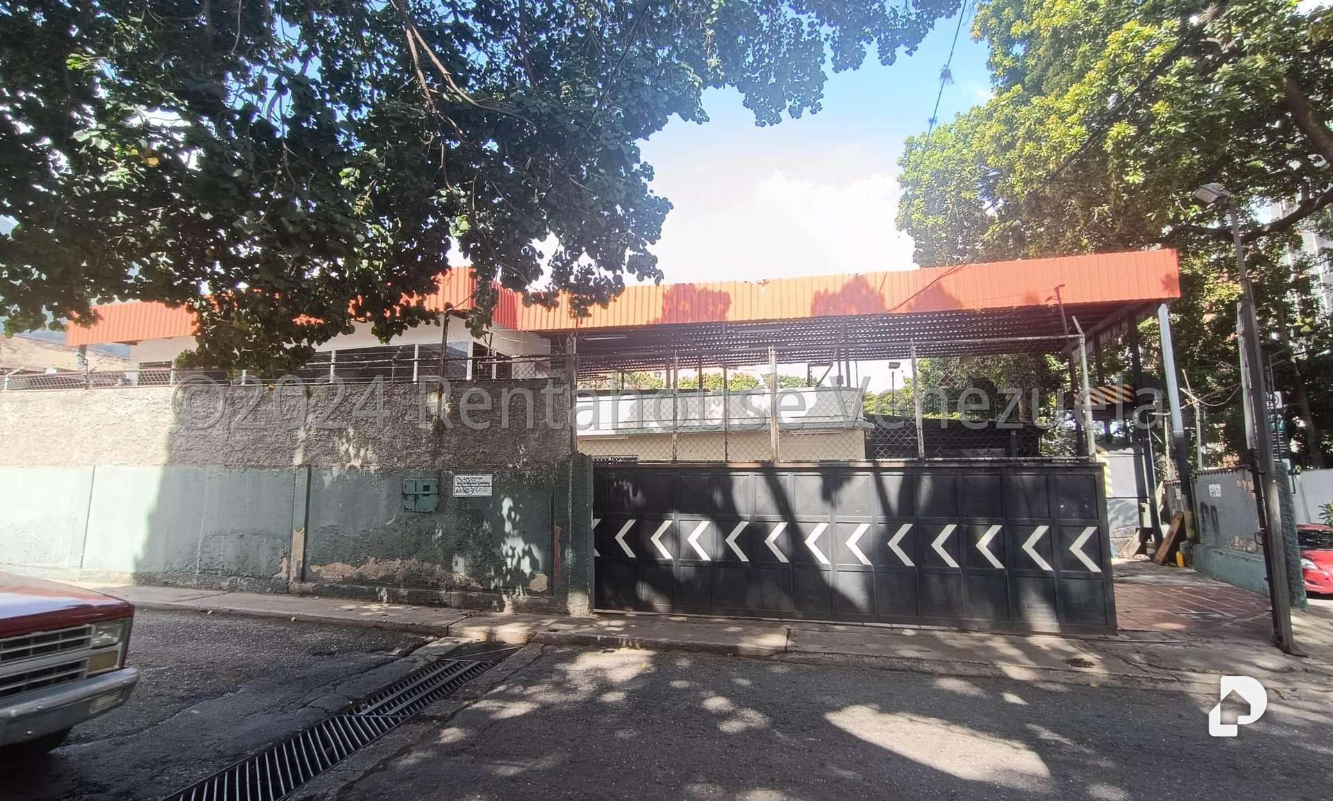 Galpón en Montecristo, Caracas – 2