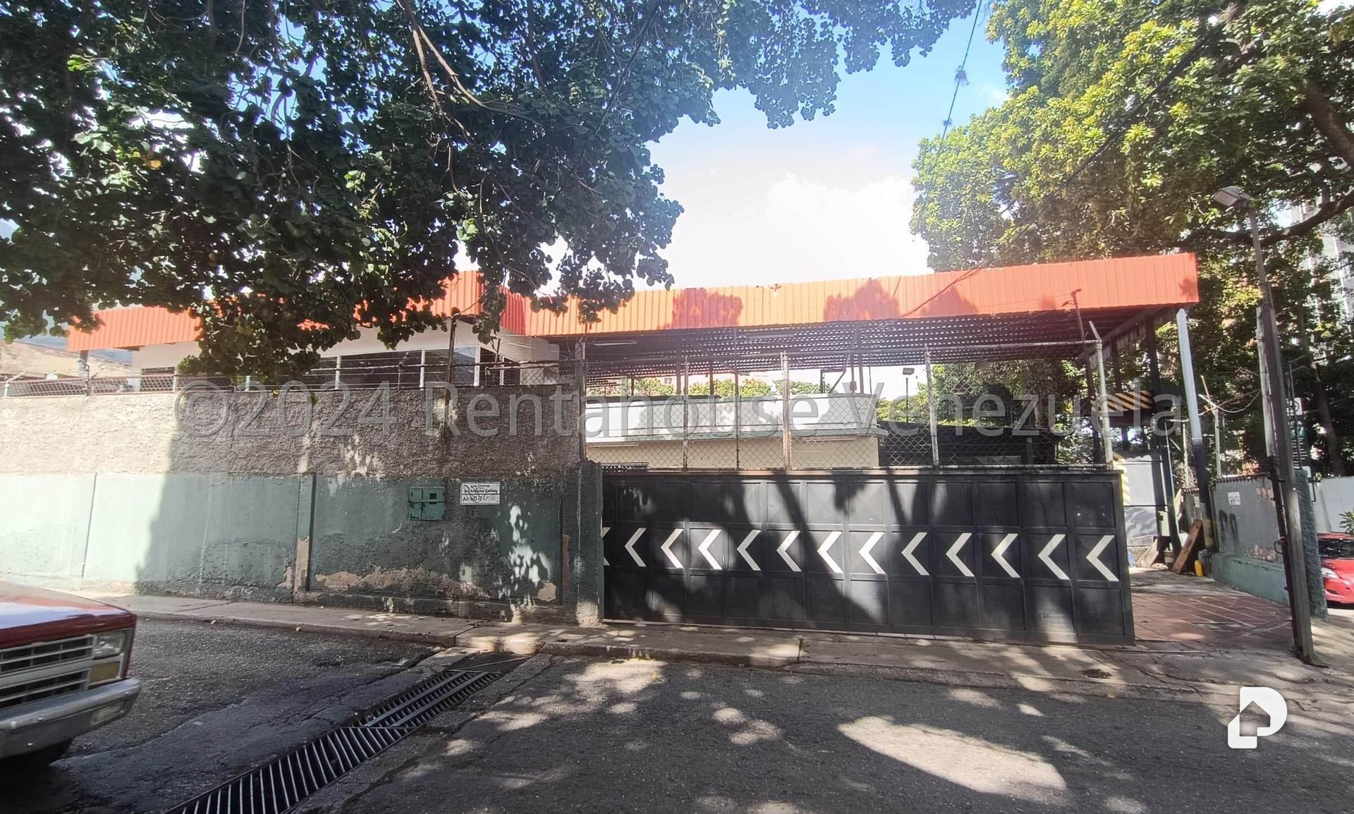 Galpón en Montecristo, Caracas – 2