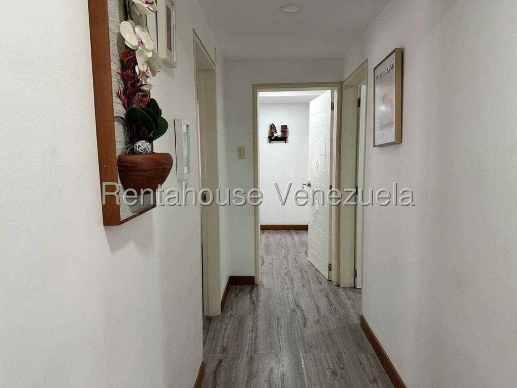 Apartamento en Santa Rosa de Lima, Caracas