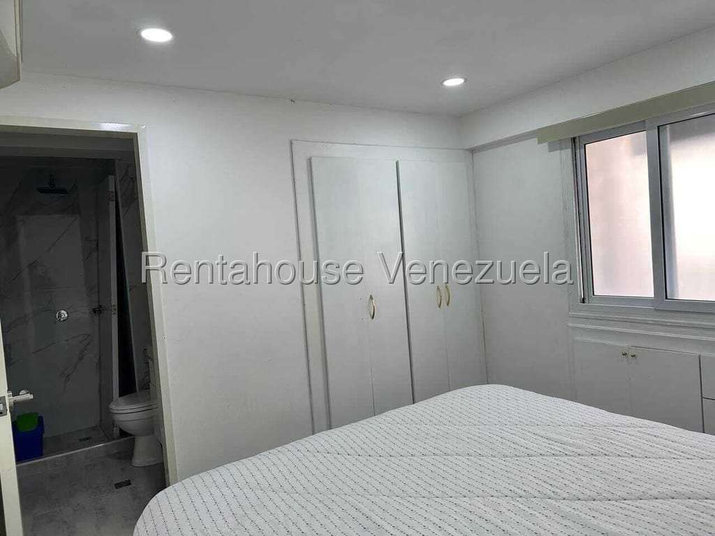 Apartamento en Santa Rosa de Lima, Caracas
