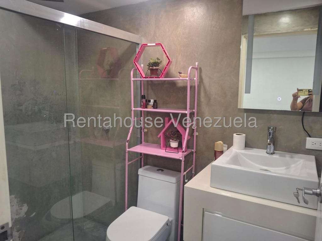 Apartamento en Santa Rosa de Lima, Caracas
