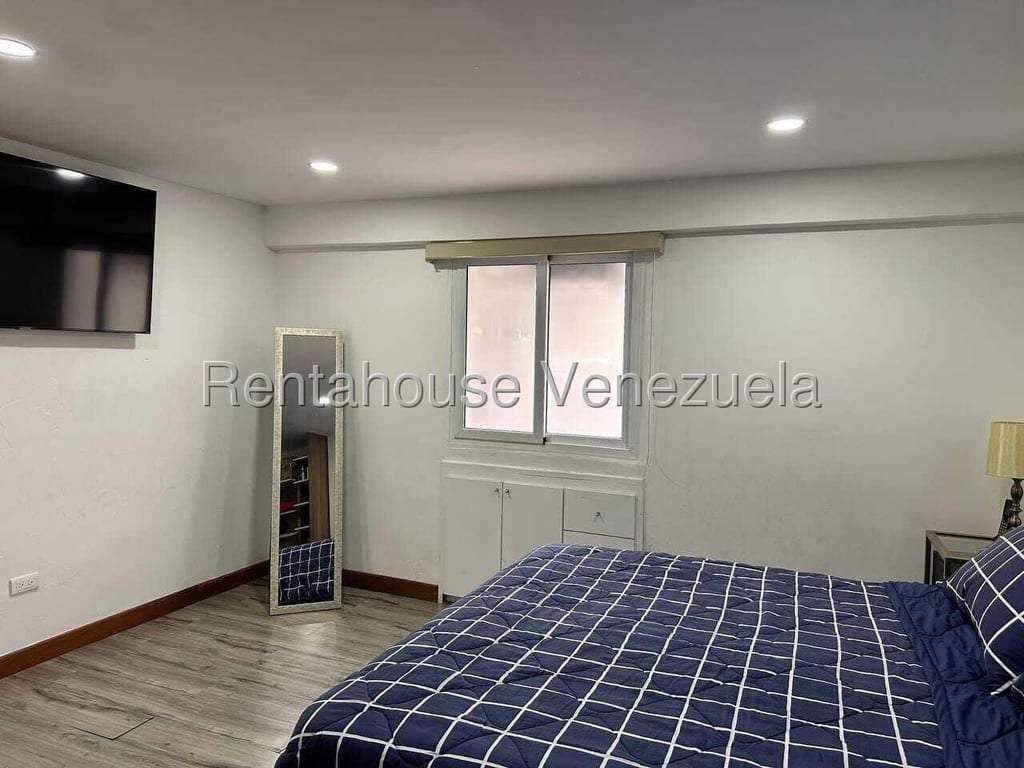 Apartamento en Santa Rosa de Lima, Caracas