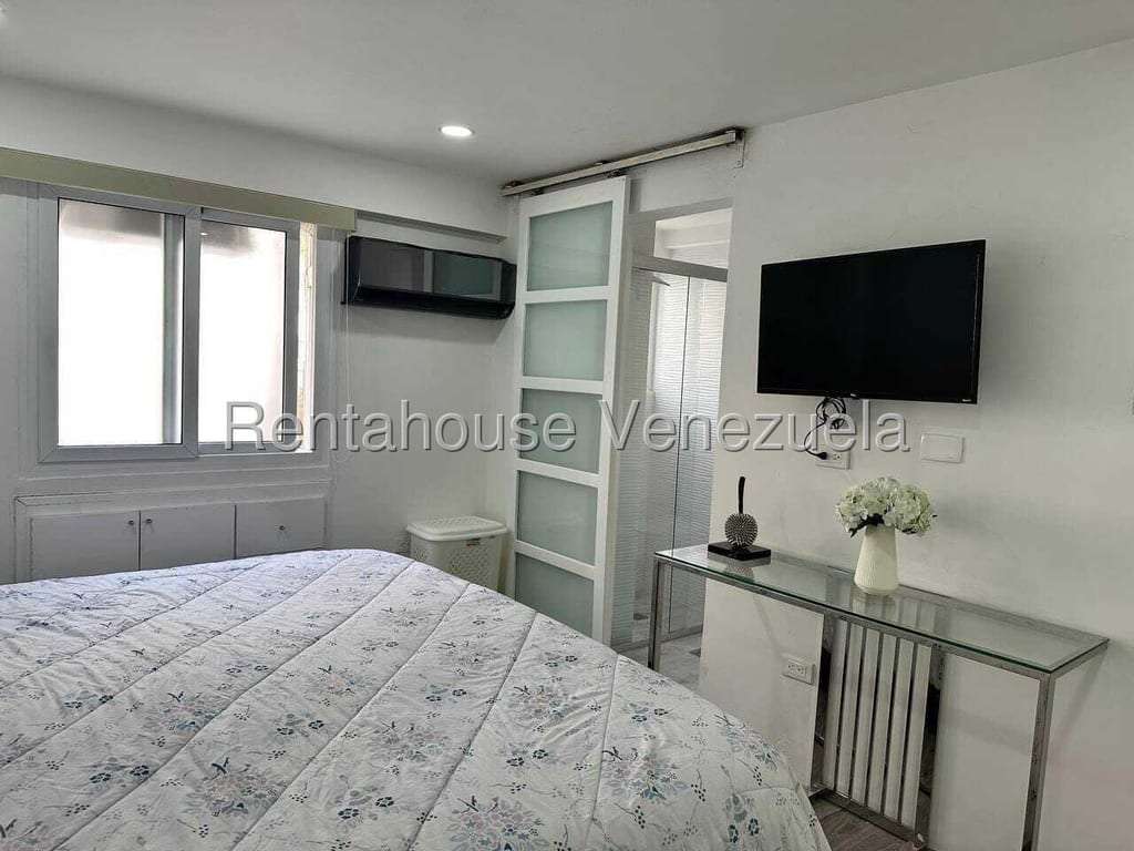 Apartamento en Santa Rosa de Lima, Caracas