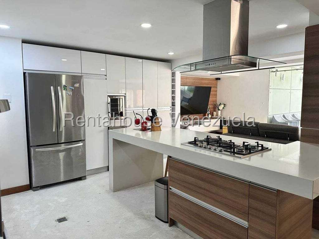 Apartamento en Santa Rosa de Lima, Caracas