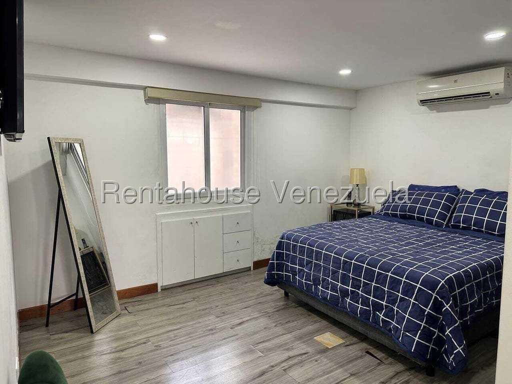Apartamento en Santa Rosa de Lima, Caracas