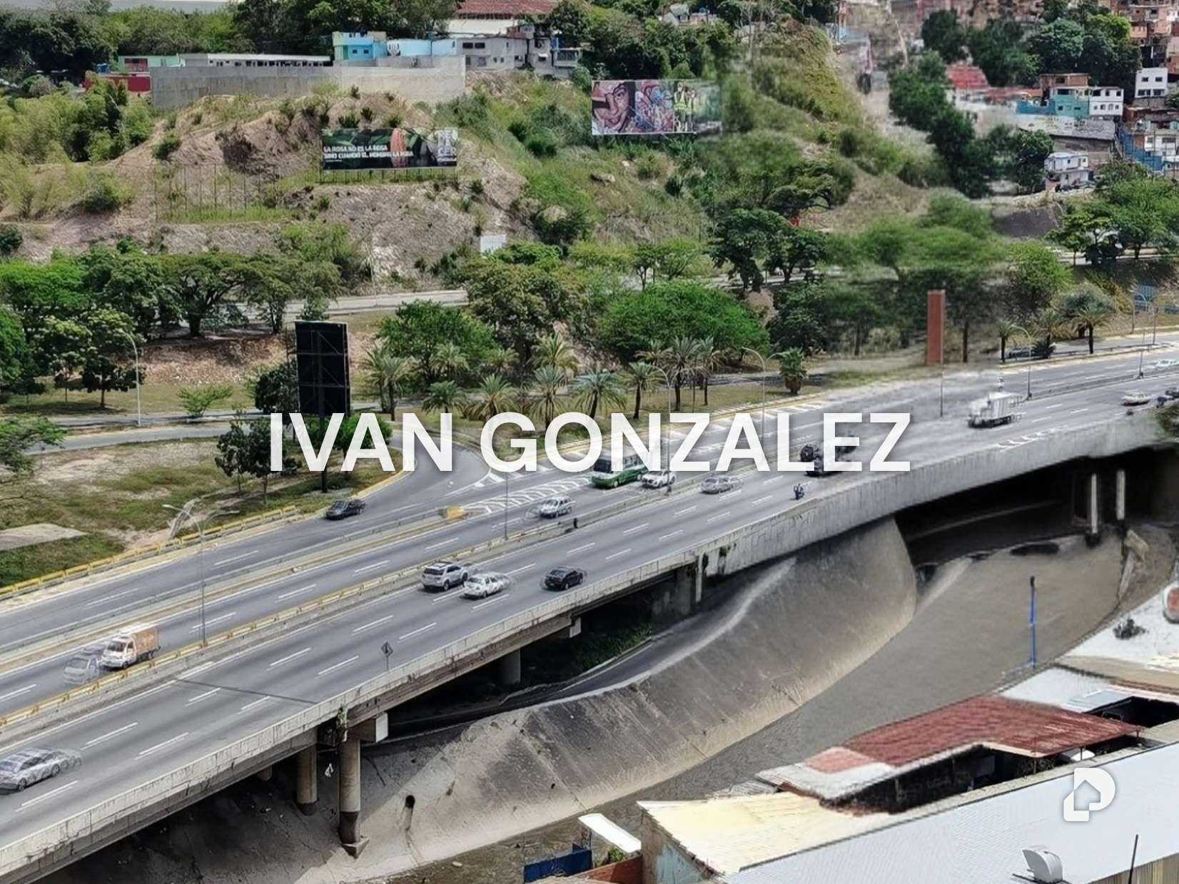 Apartamento en Avenida Francisco de Miranda, Caracas – 11