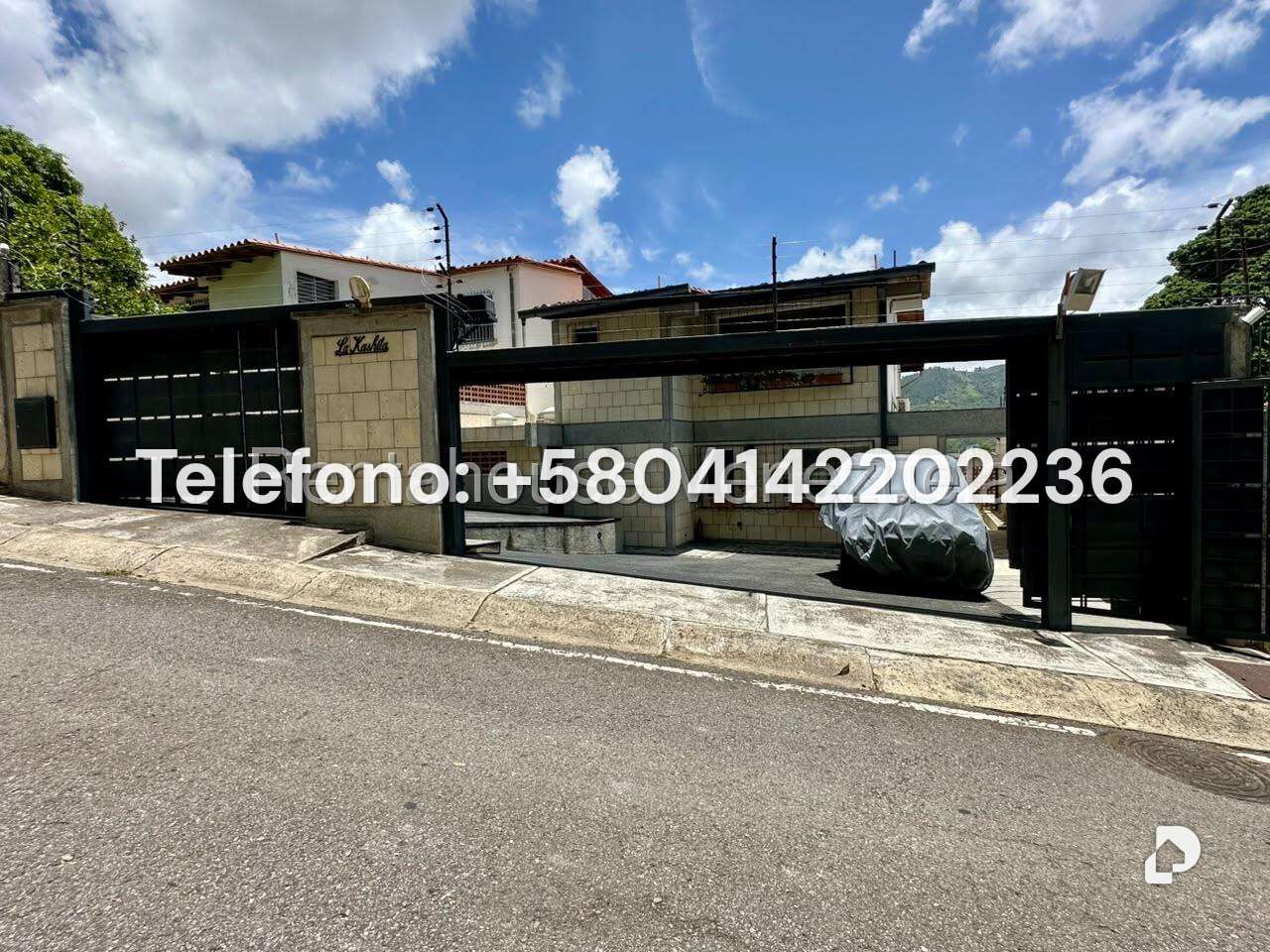 Casa en Lomas De La Trinidad, Caracas – 1