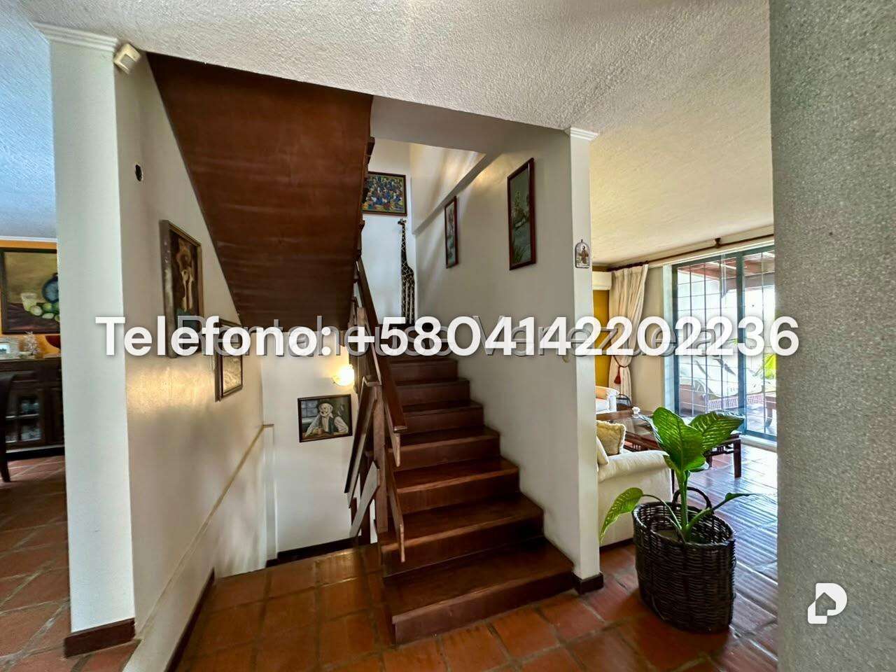 Casa en Lomas De La Trinidad, Caracas – 11