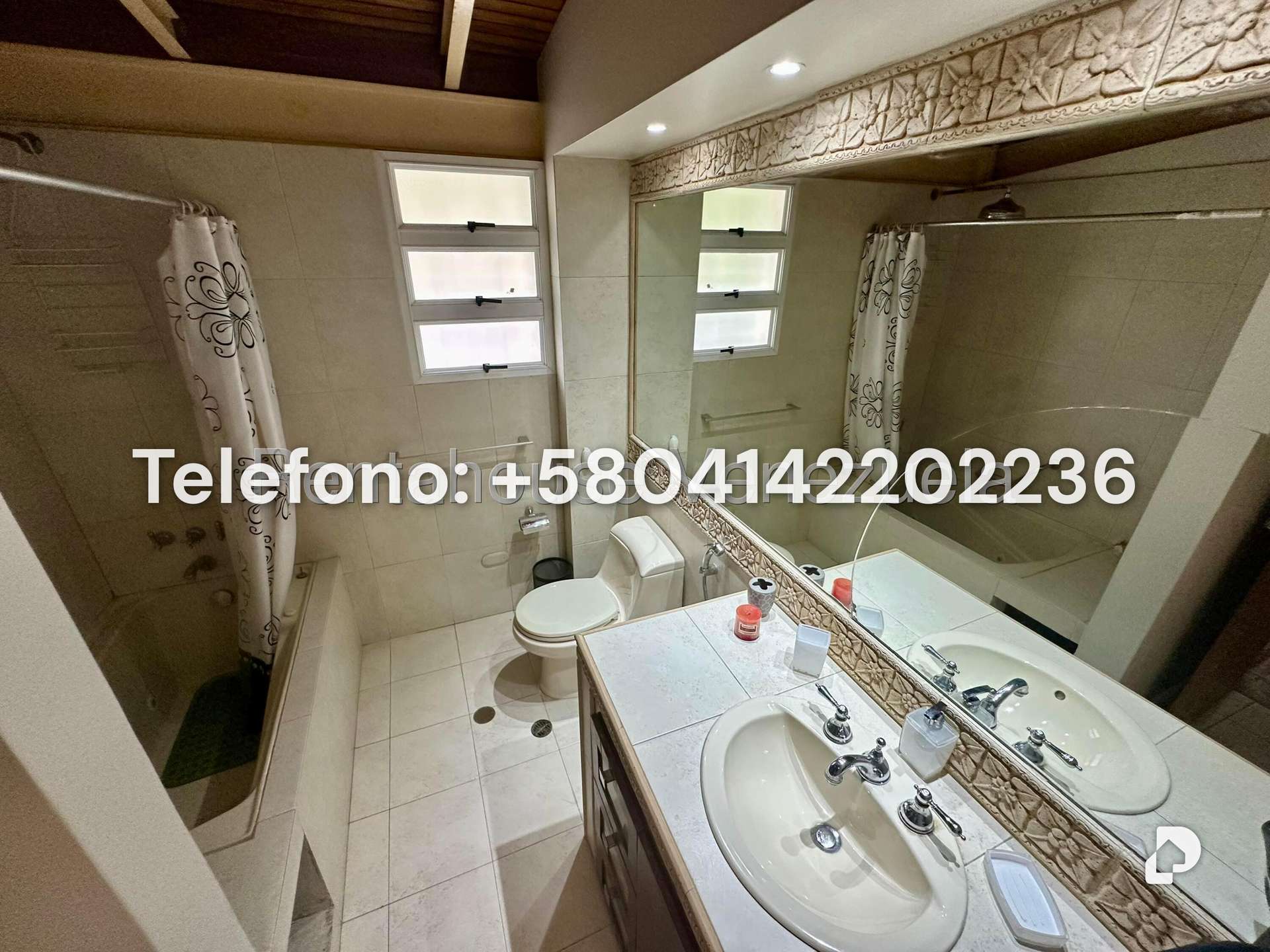 Casa en Lomas De La Trinidad, Caracas – 29