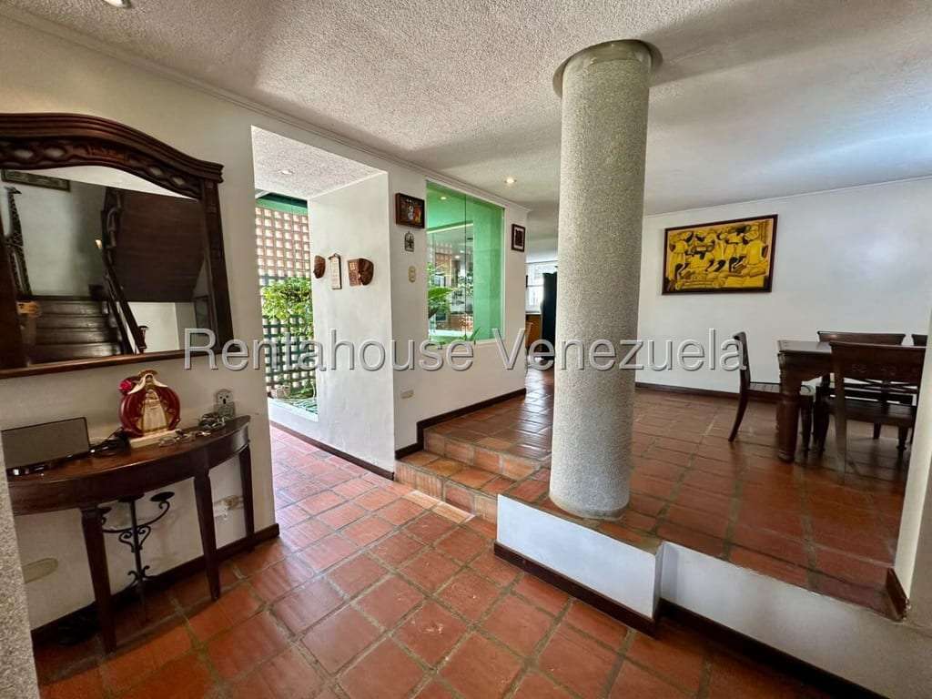 Casa en Lomas De La Trinidad, Caracas