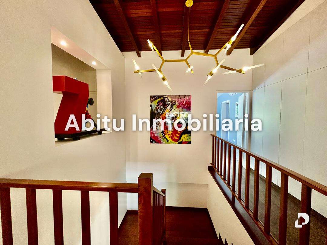 Casa en Colinas de Tamanaco, Caracas – 15