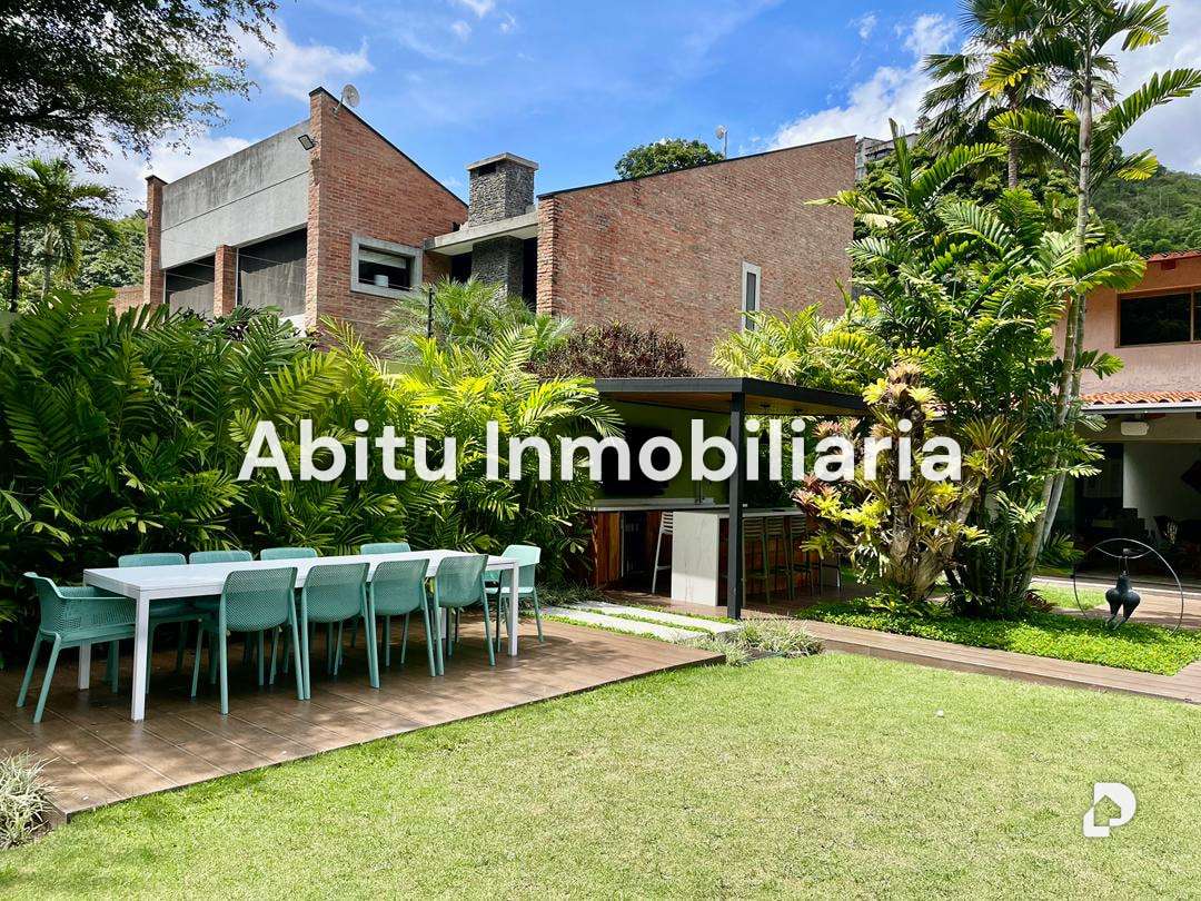 Casa en Colinas de Tamanaco, Caracas – 2