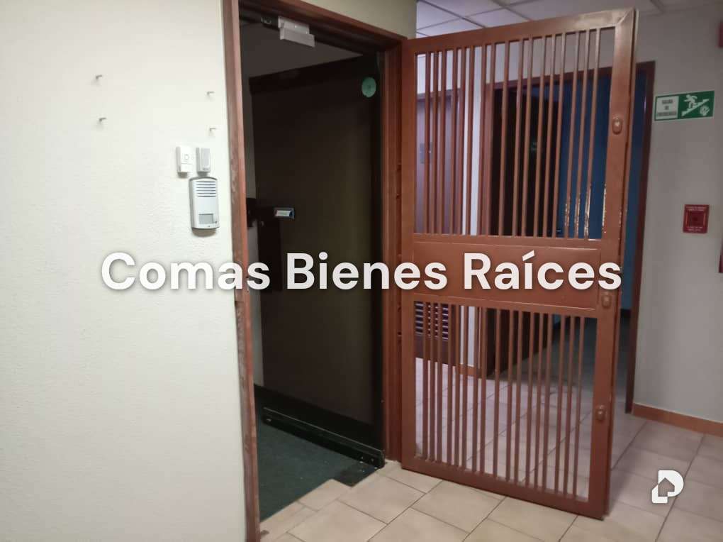 Oficina en Los Cortijos de Lourdes, Caracas – 10