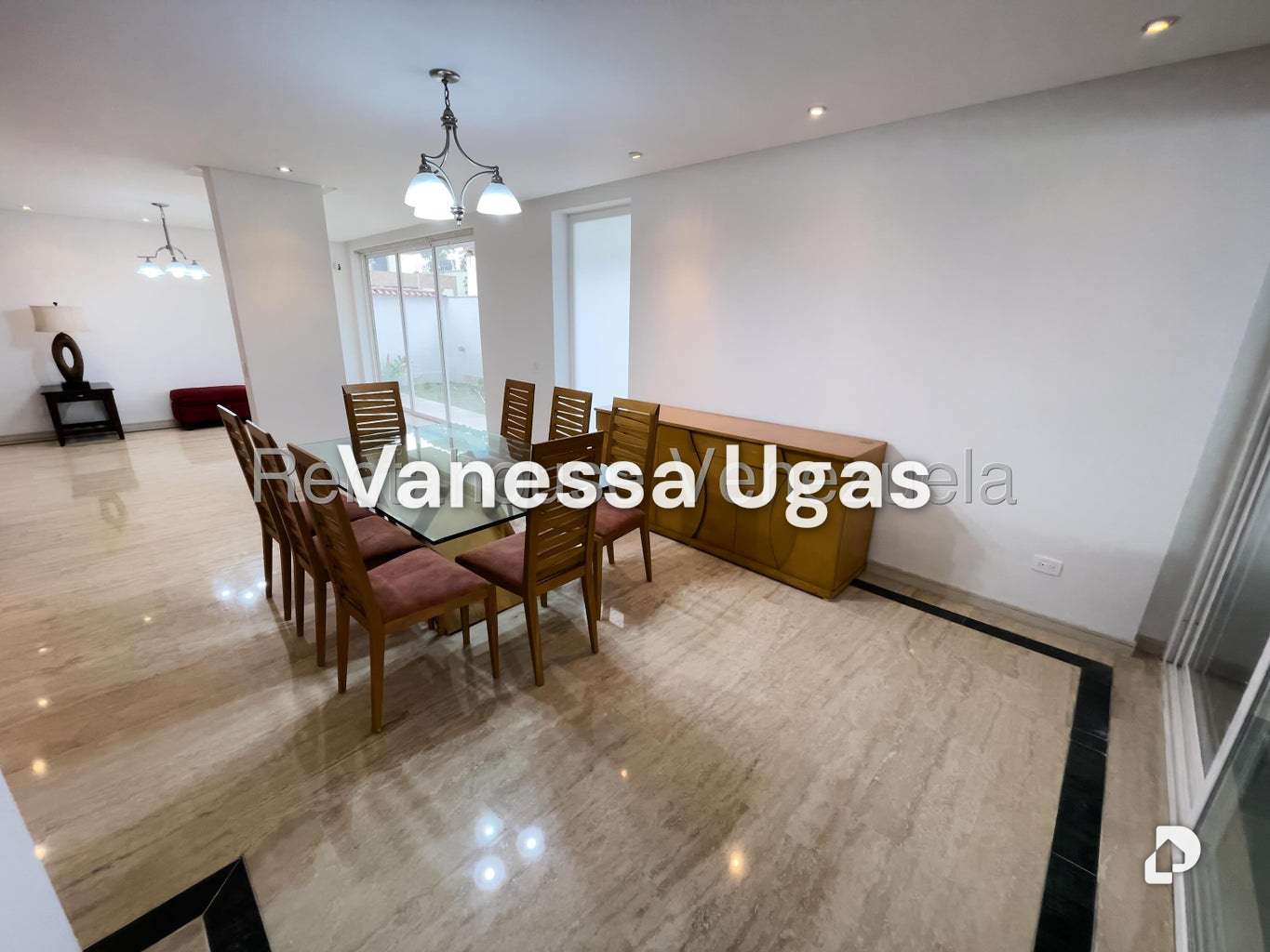Casa en Santa Paula, Caracas – 9