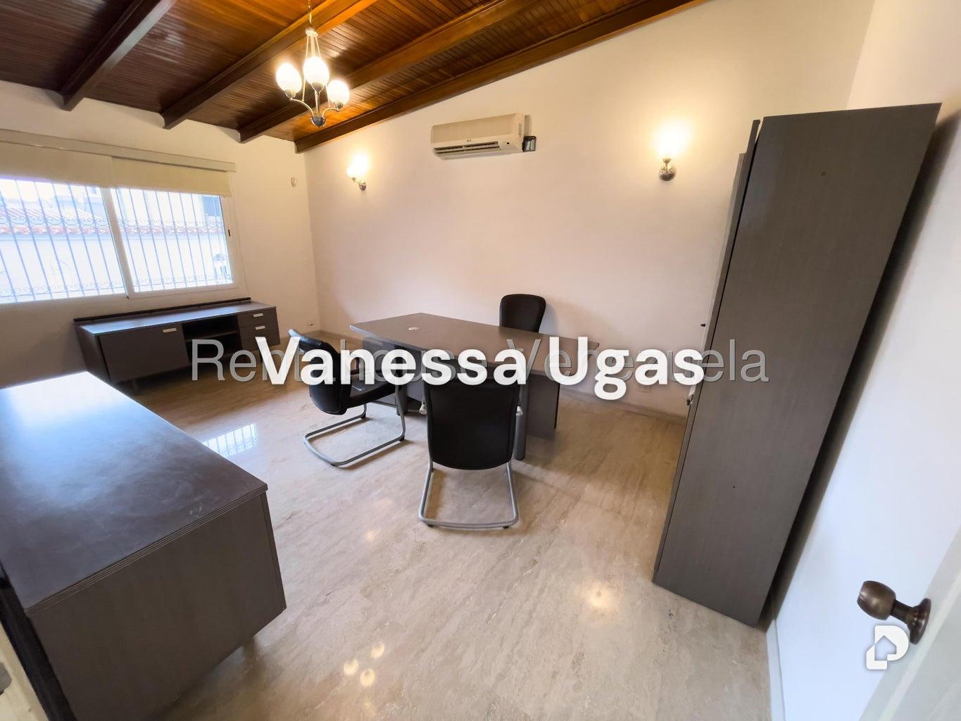 Casa en Santa Paula, Caracas – 4