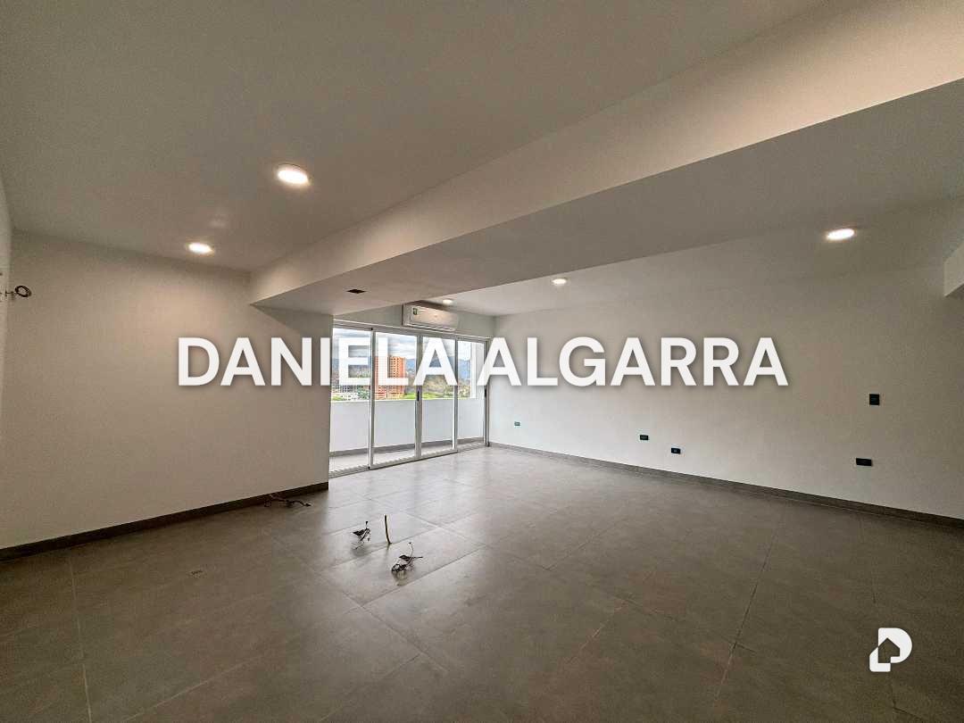 Apartamento en El Parral, Valencia – 3