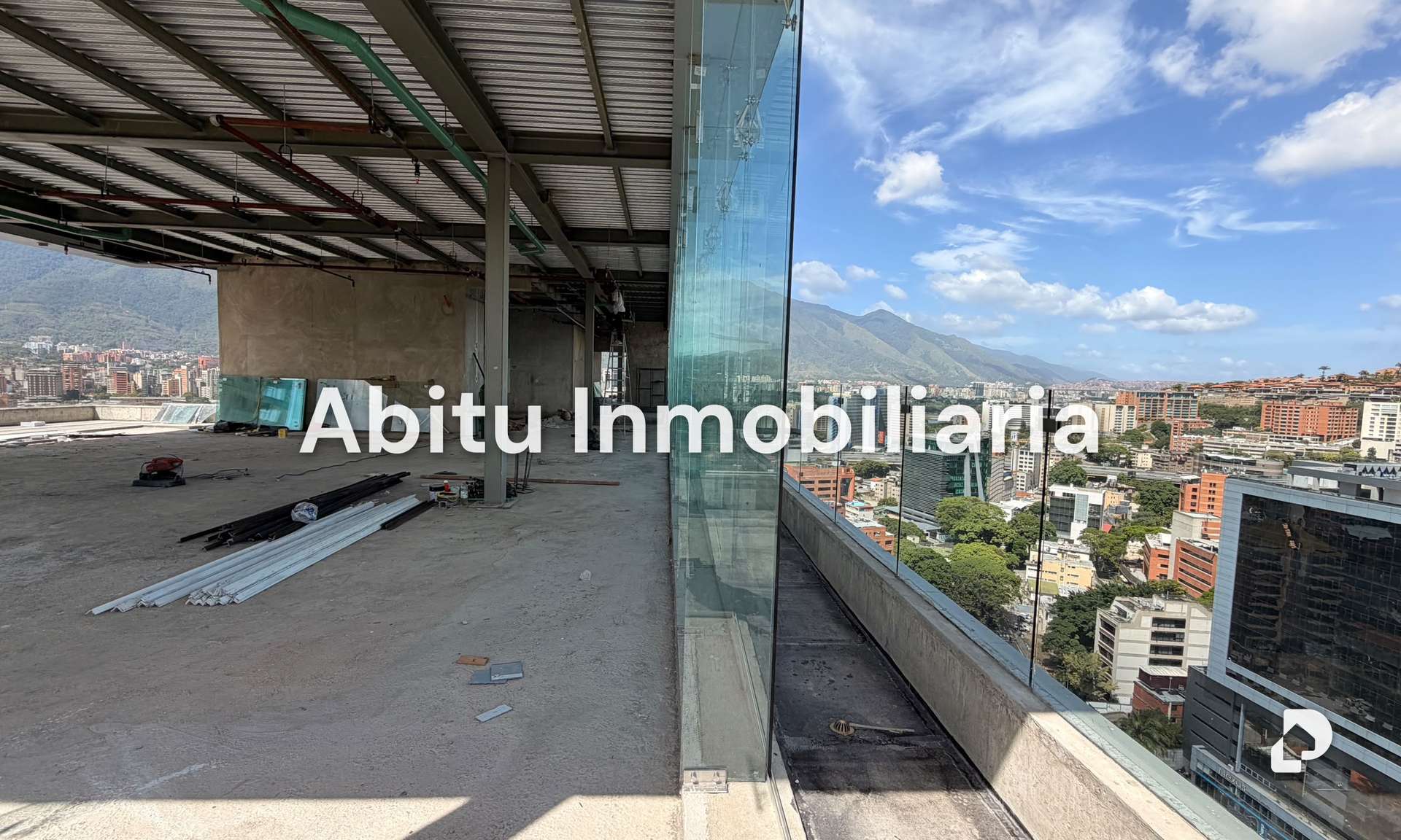Oficina en Las Mercedes, Caracas – 4