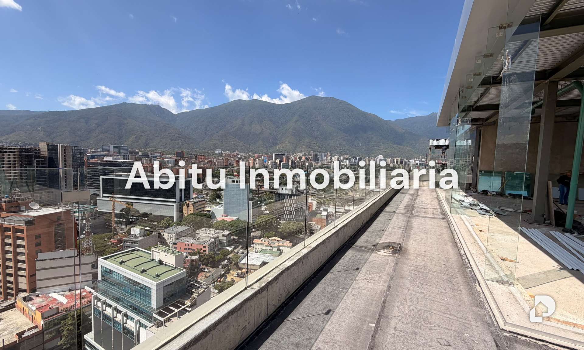 Oficina en Las Mercedes, Caracas – 6