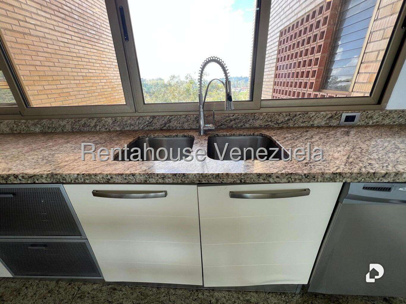 Apartamento en Los Naranjos (del Cafetal), Caracas – 19