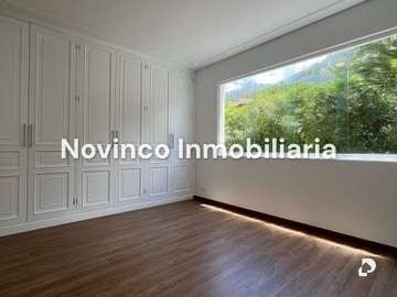Apartamento en Altamira, Caracas – 13