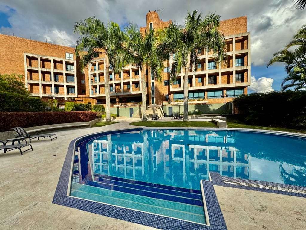Apartamento en Colinas de Valle Arriba, Caracas - 1