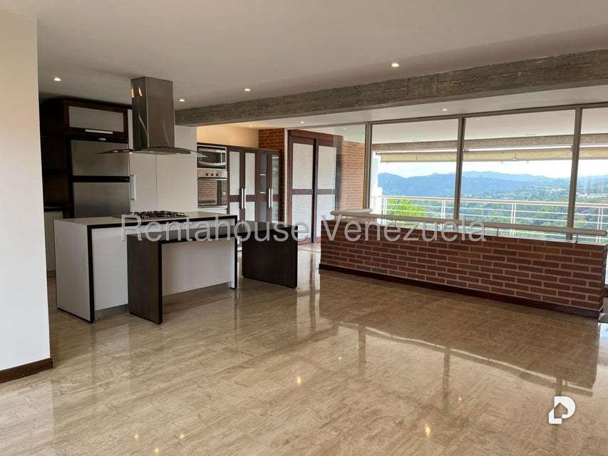 Apartment in Lomas de La Lagunita, Caracas – 2